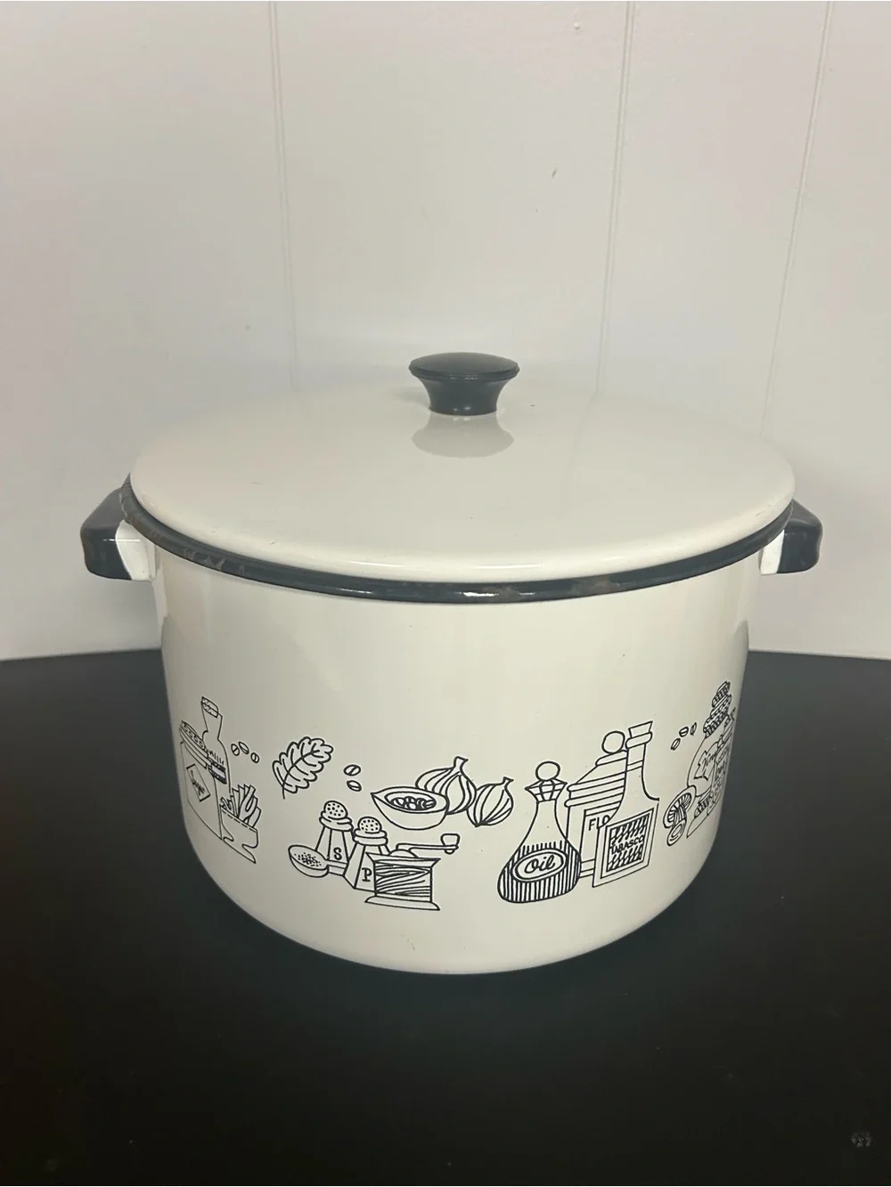 Vintage Ceramic-Met retro enamel lidded stock pot 1960 1970